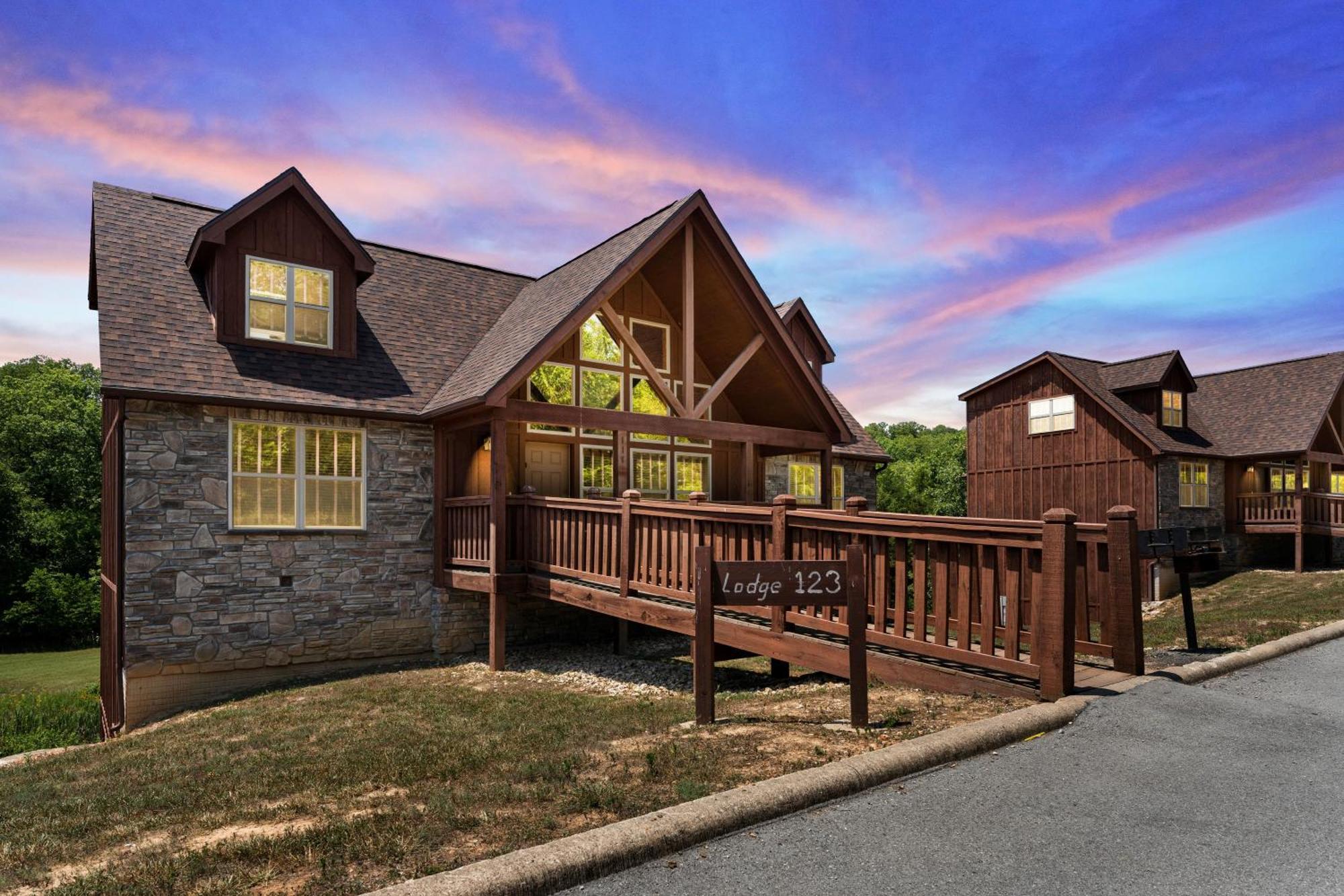 Makin Memories Lodge Cabin 브랜슨웨스트 외부 사진
